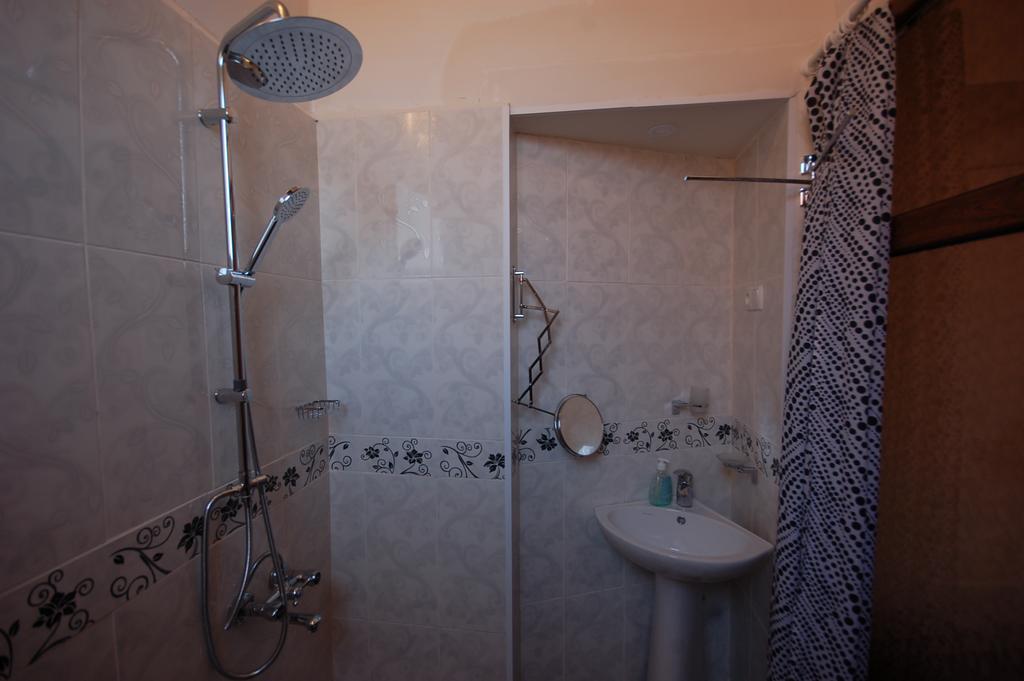 Lelis Guest House Sighnaghi Eksteriør billede